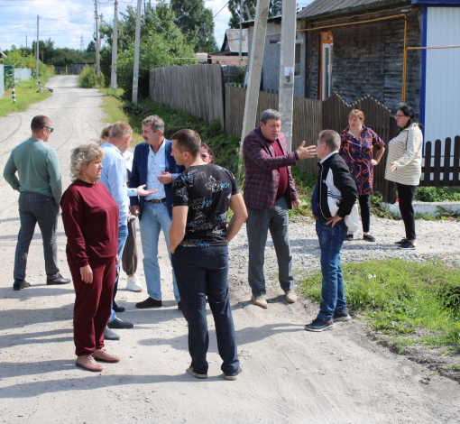 Обсуждение проблемы подтопления жителей Станционной шло очень бурно и эмоционально. 